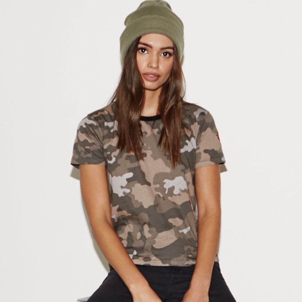 PACSUN!! Camo Kendall & Kylie Shirt